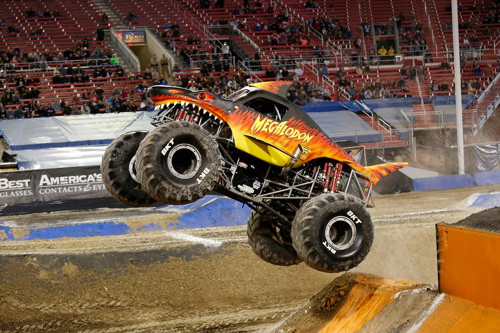 Monster Jam Truck Show – STRUB Activewear